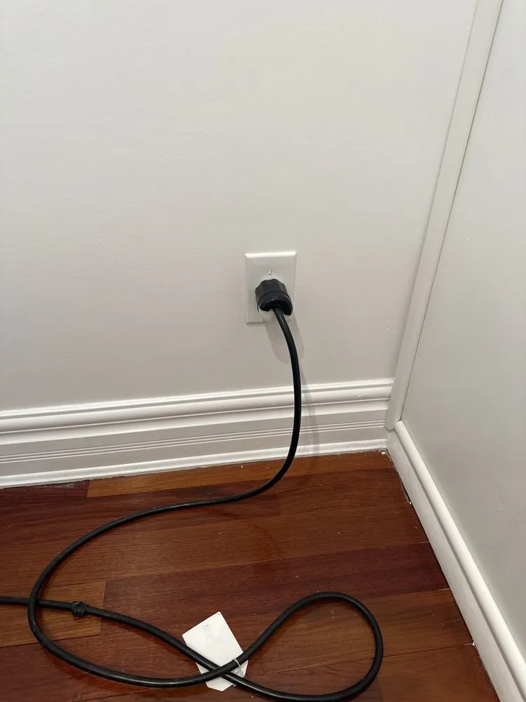 Slide of Yuriy Handyman