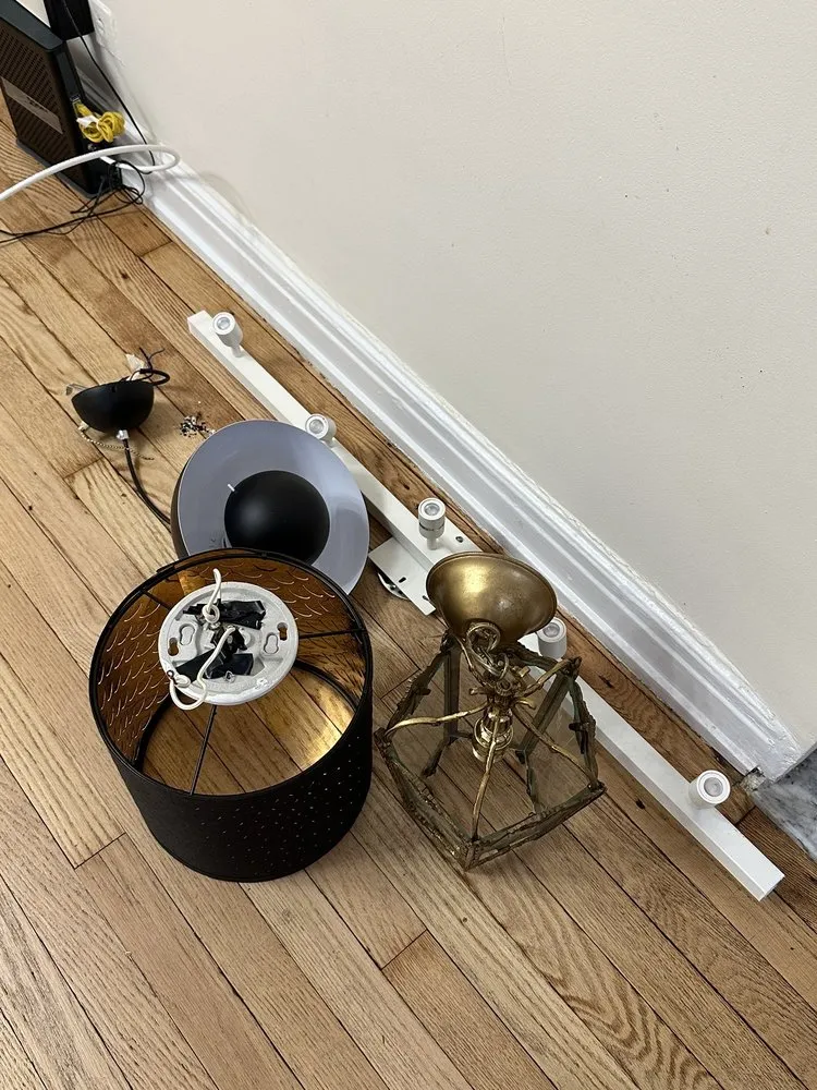 Slide of Yuriy Handyman