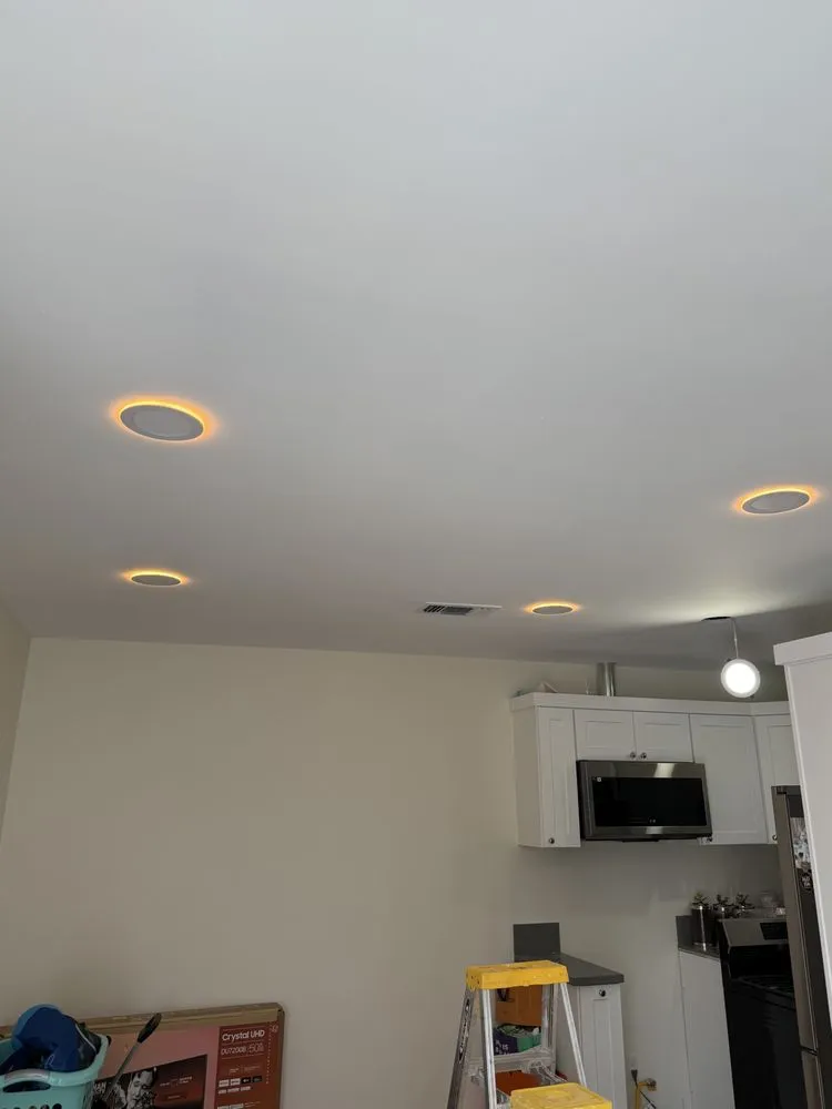 Certified electrician providing outlet and switch repair in Sun Valley, CA - YVN Electric