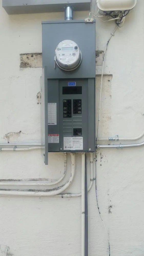 Affordable electrician providing circuit breaker repair in ,