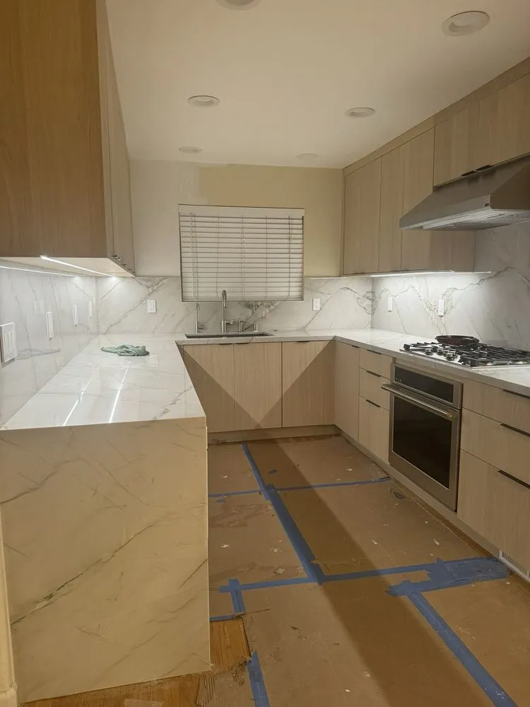 Professional circuit breaker repair service in ,  - Z Design Construction