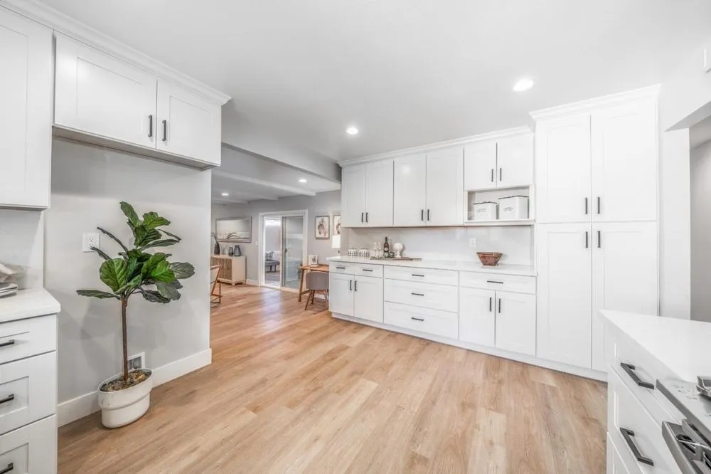 Slide of Z Design Construction