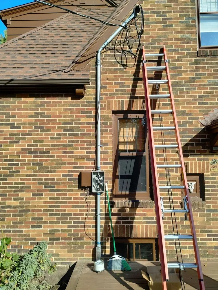 Slide of Z-Mac Electric