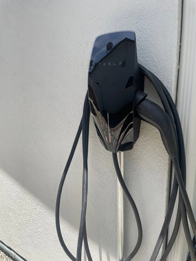 Slide of Zabin Electric