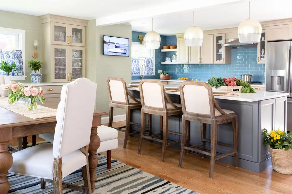 Slide of Zachary Norton Electrician