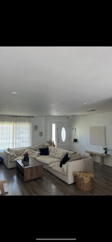 Slide of Zadel Electric