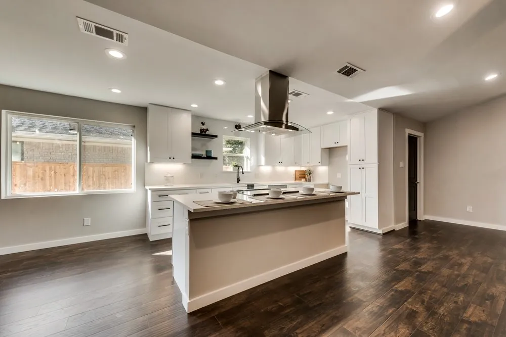 Slide of Zamora 7 Electric