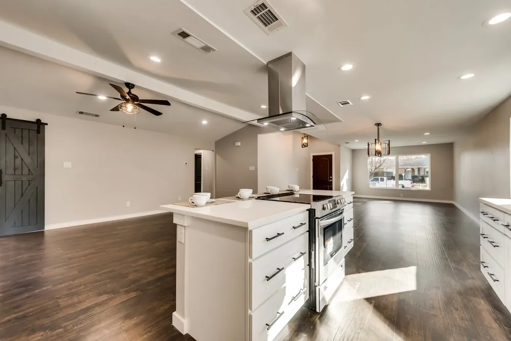 Slide of Zamora 7 Electric