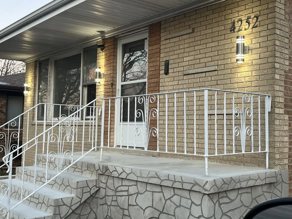 Slide of Zanite Electrical