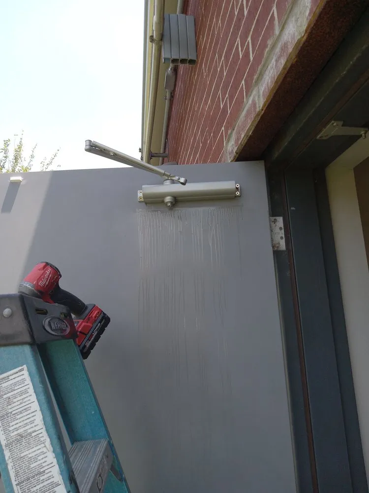 Slide of Zanzen's Handyman