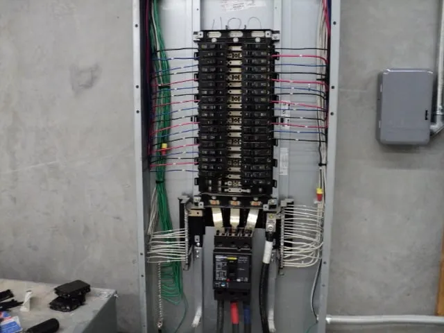 Slide of Zar Electric