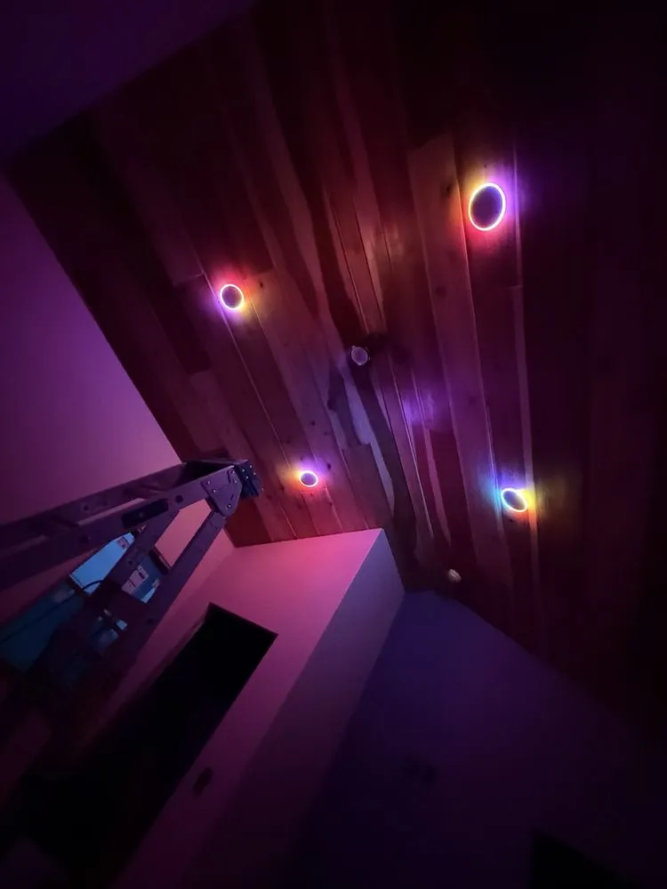 Slide of Zar Electric