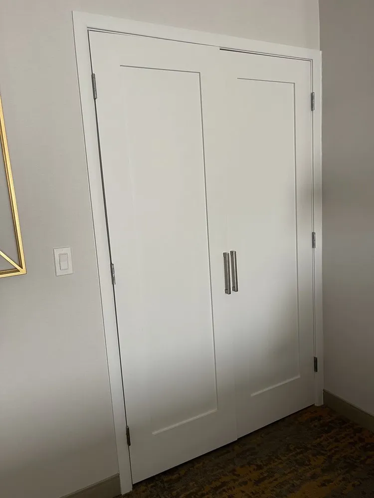 Slide of Zara Handyman