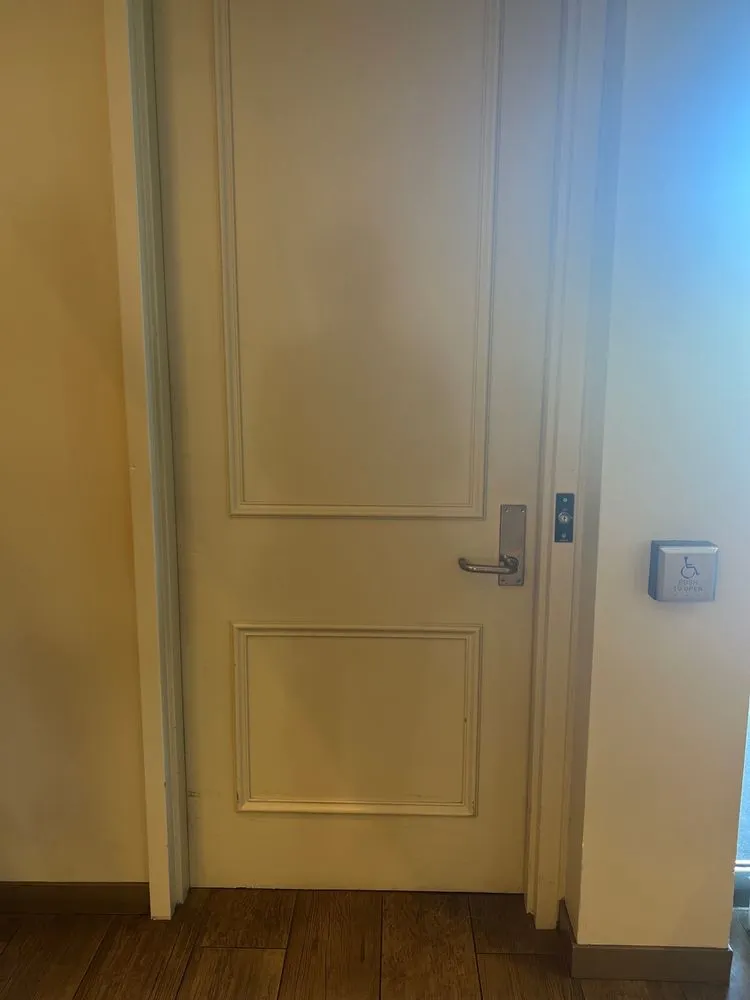 Slide of Zara Handyman