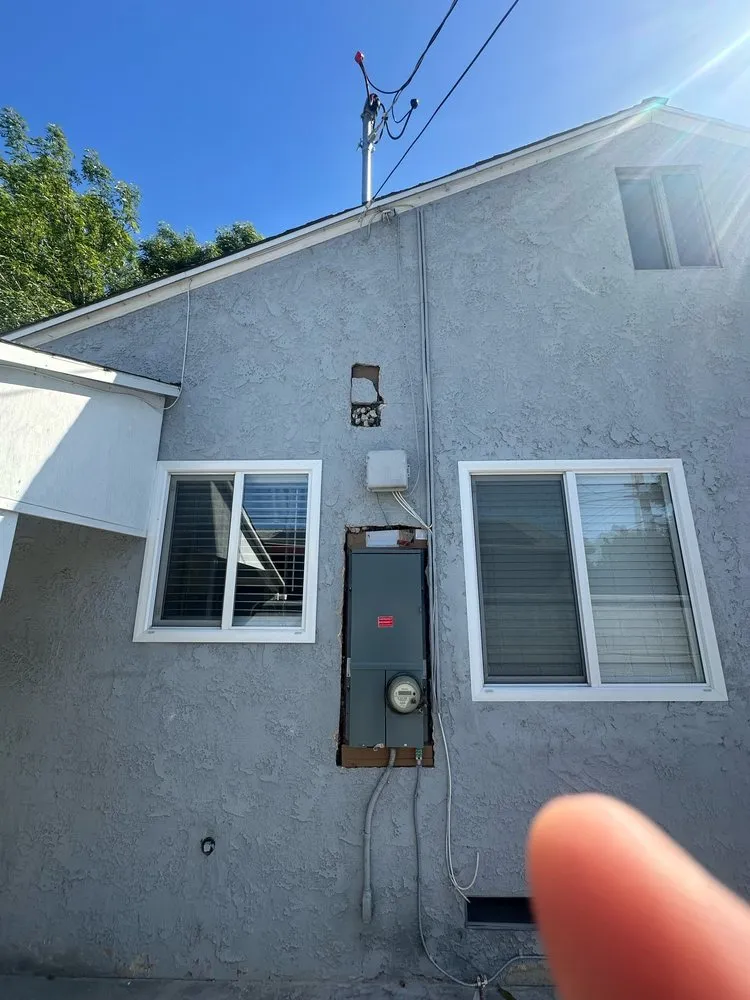 Slide of Zaragoza Electric