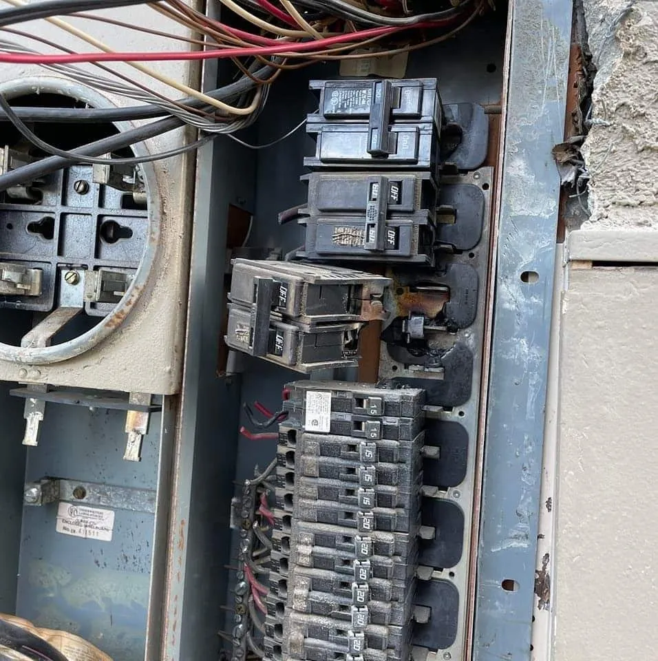 Slide of Zaragoza Electric