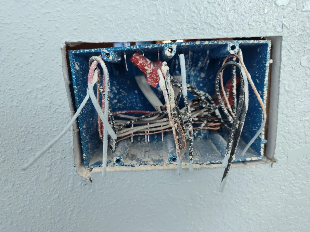 Slide of Zaragoza Electric