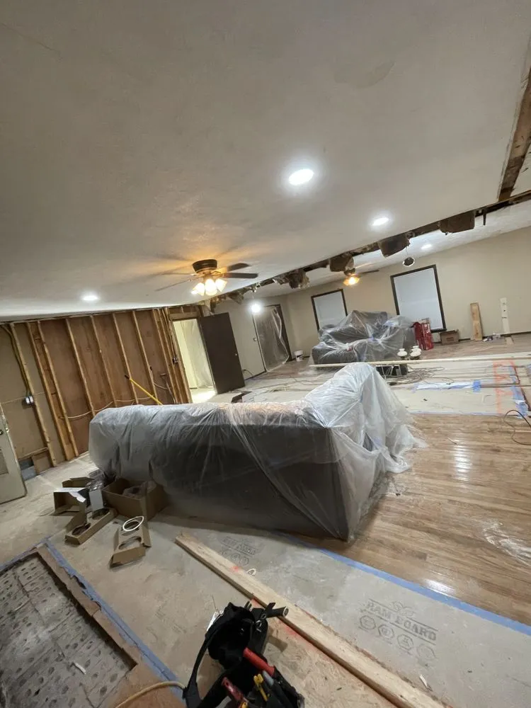 Slide of Zarazua Electric