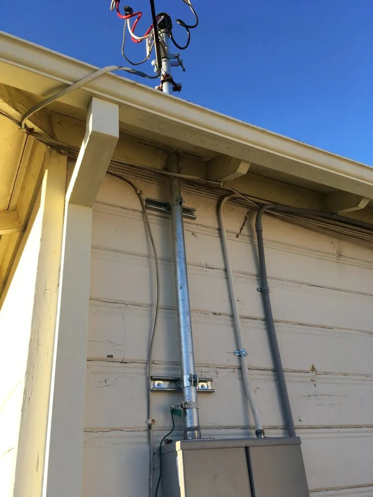 Slide of Zediker Electric