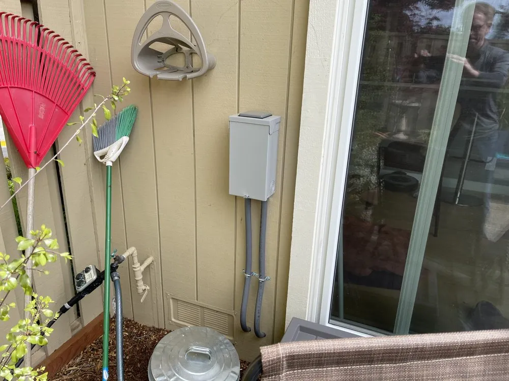 Slide of Zediker Electric