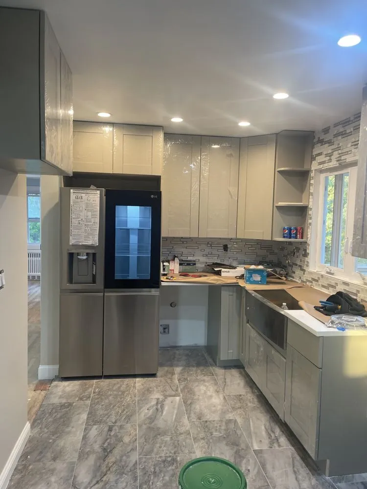 Slide of Zee Construction