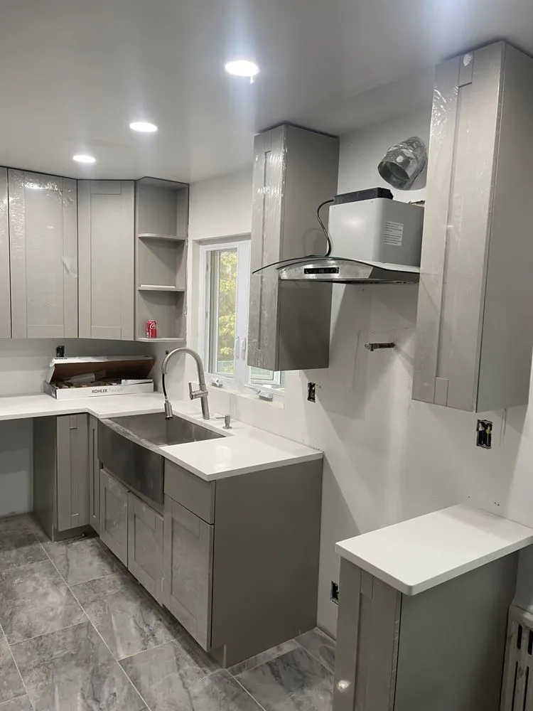 Slide of Zee Construction