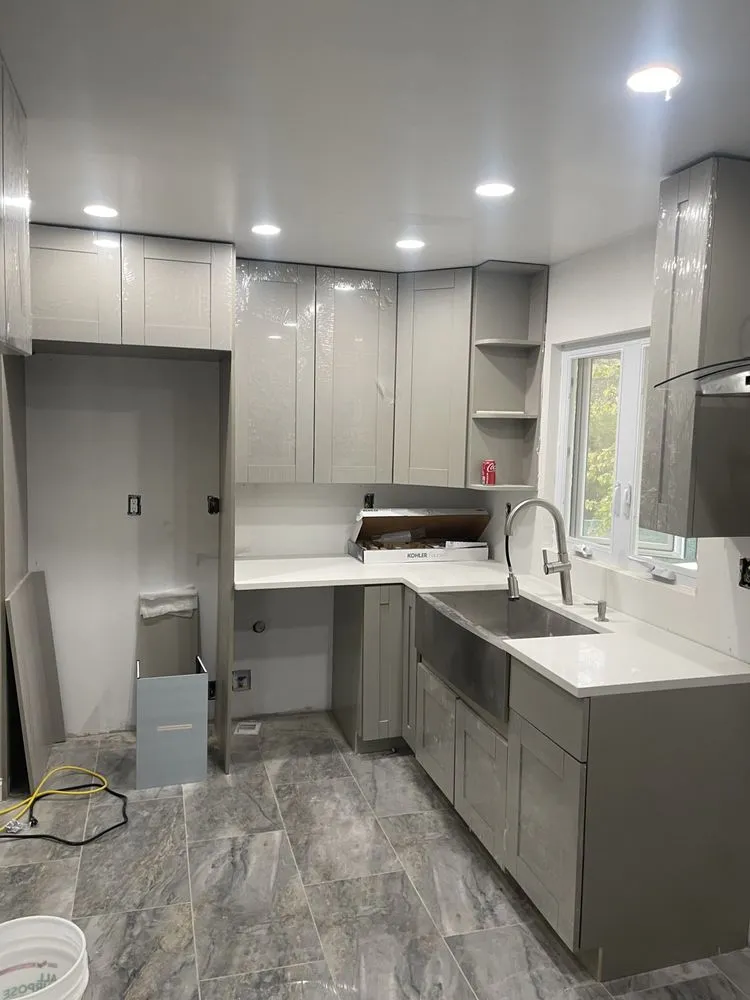 Slide of Zee Construction