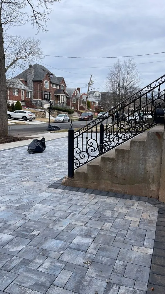 Slide of Zee Construction