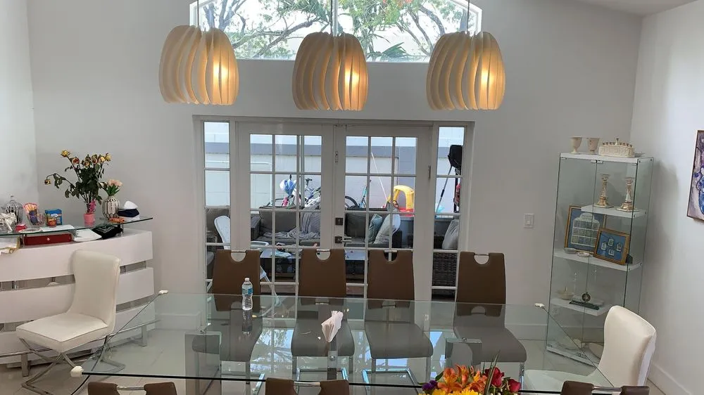 Slide of Zeek Electric