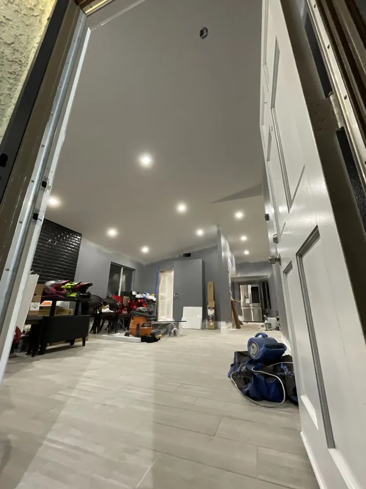 Slide of Zeekelectricinc