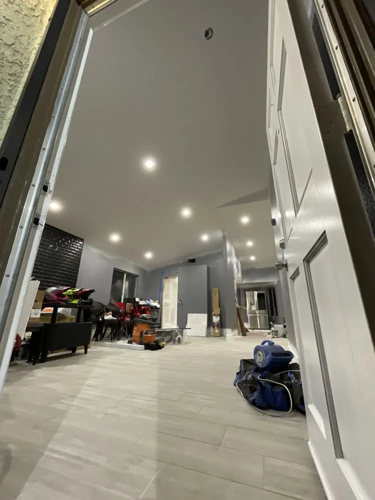 Slide of Zeekelectricinc