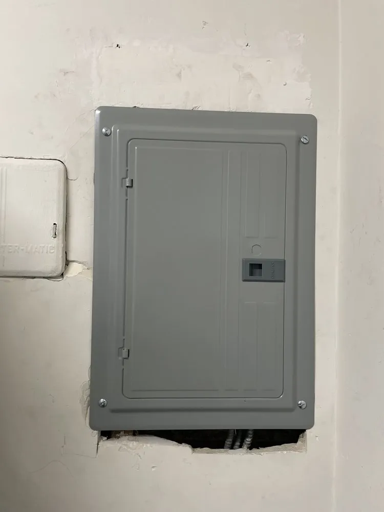 Slide of Zeekelectricinc