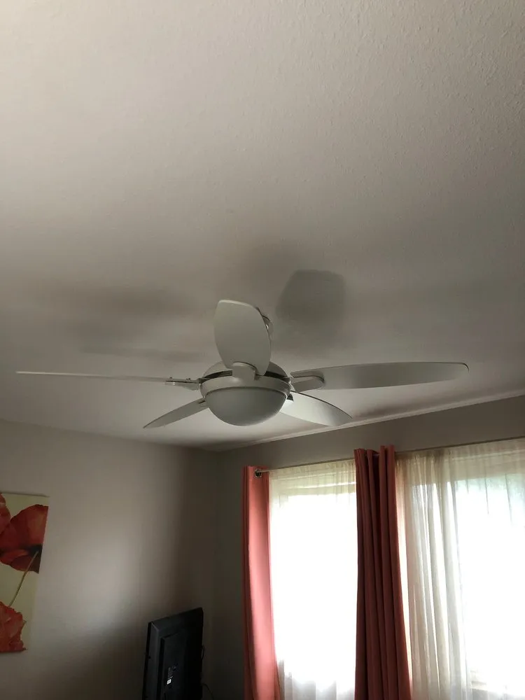 Slide of Zeets Mobile Mechanics