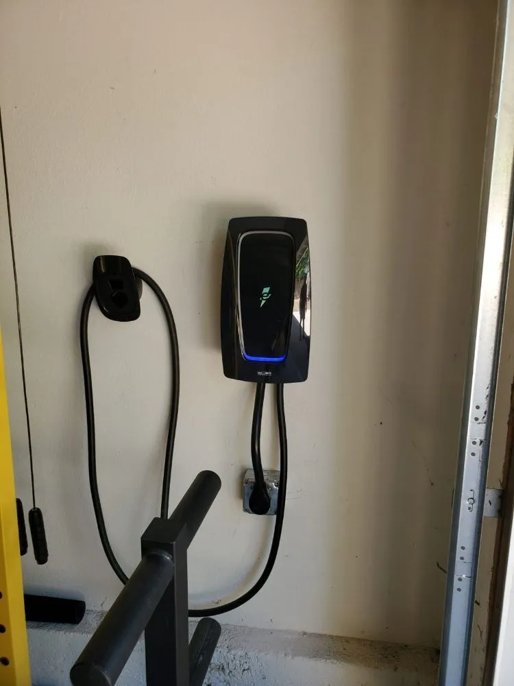 Slide of Zel Electric