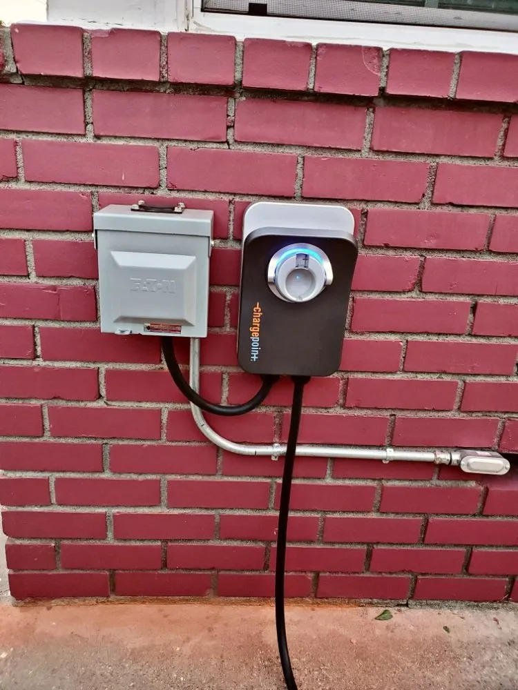 Slide of Zel Electric