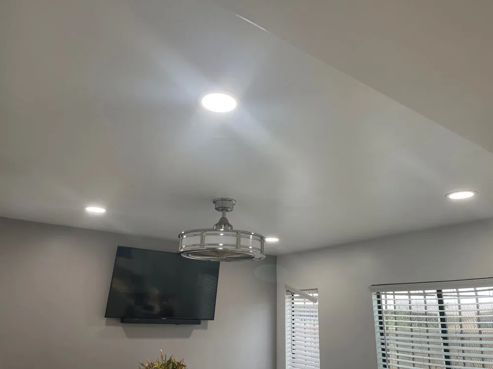 Slide of Zest Electric