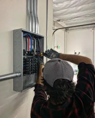 Zeus Electric Company Logo