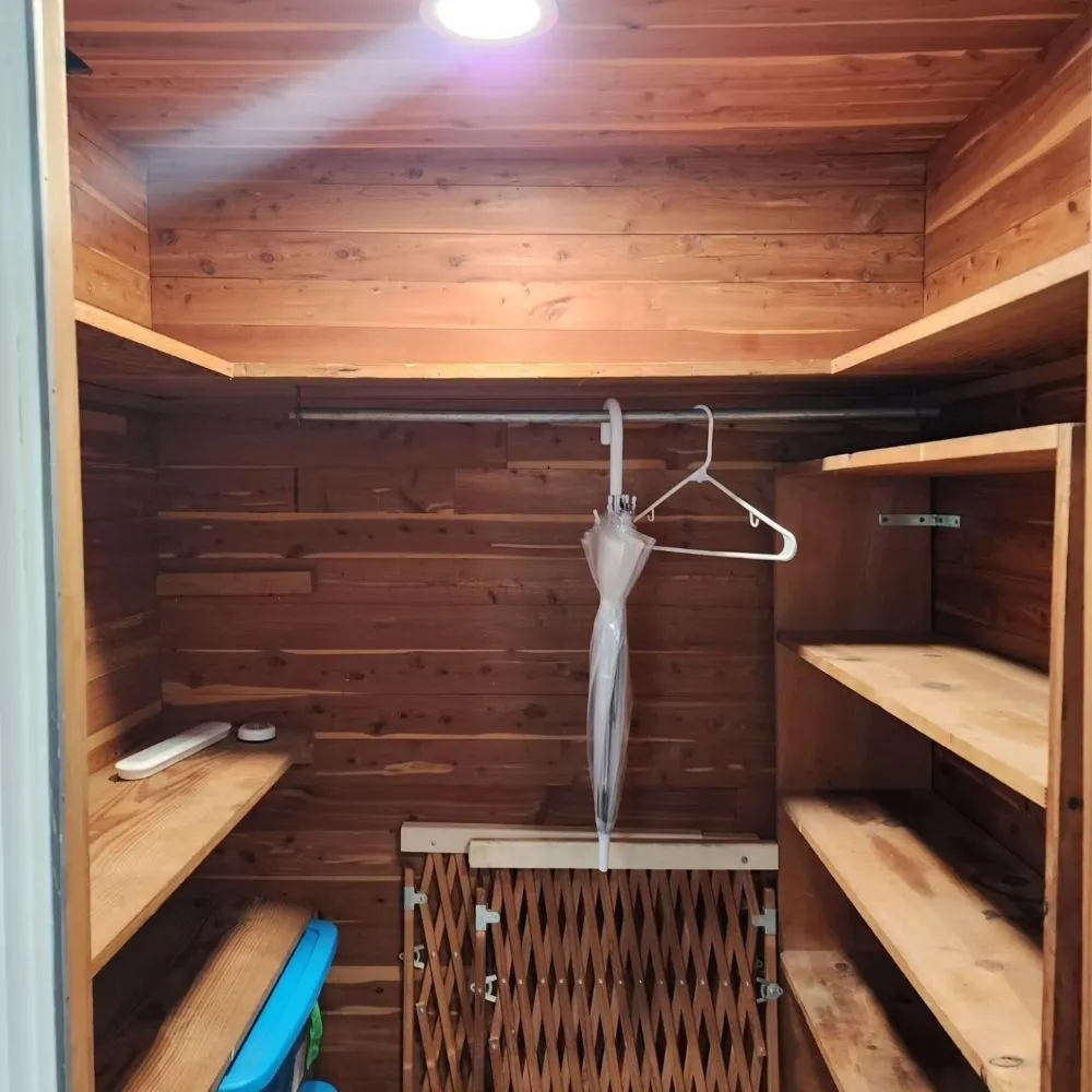 Slide of Zeus Electric