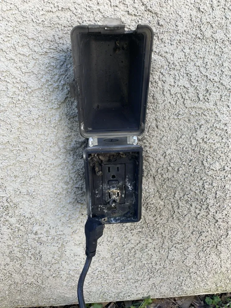 Slide of Zeus Electric