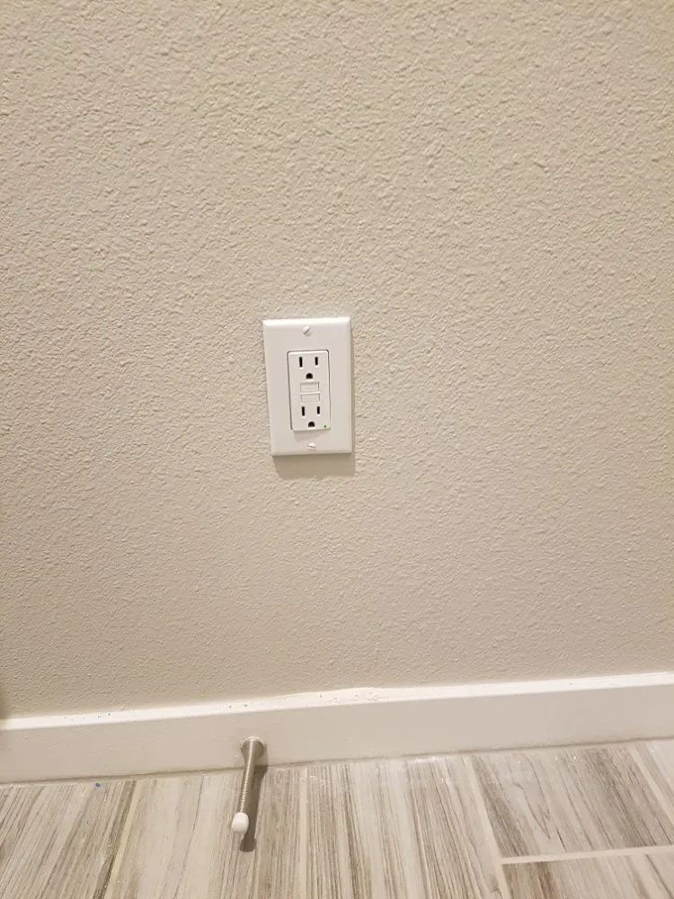 Slide of Zeuz Electric