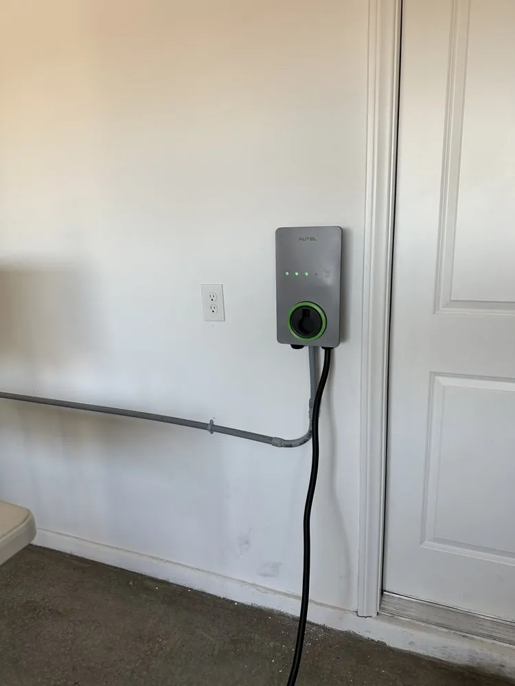 Slide of Zeuz Electric