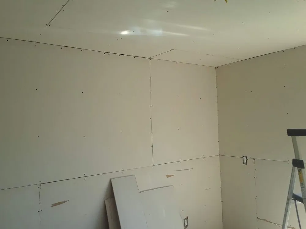 Slide of Zihuas Handyman Services