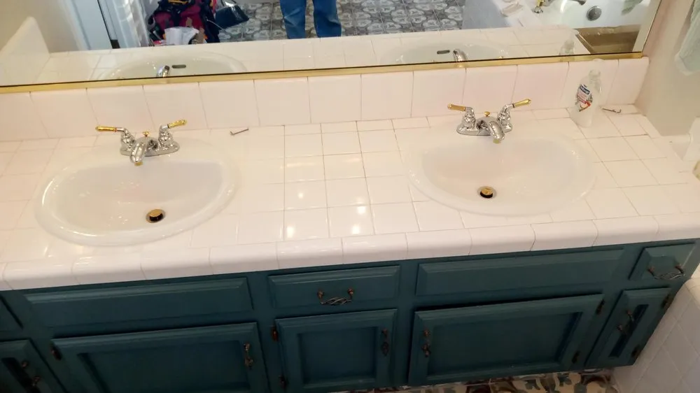 Slide of Zihuas Handyman Services