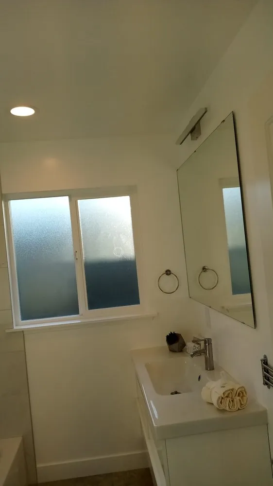 Slide of Zihuas Handyman Services