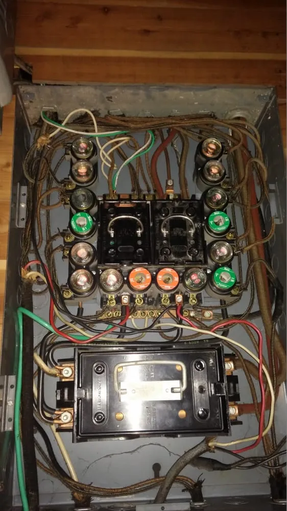 Slide of Zip's Electric