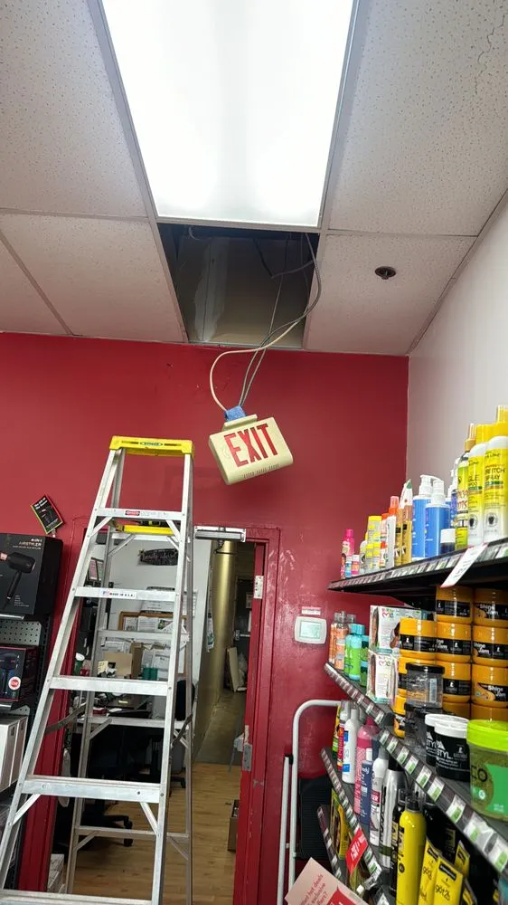 Slide of Zoe’s Mobile Electrician Services