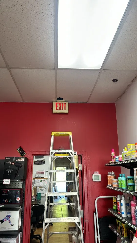 Slide of Zoe’s Mobile Electrician Services