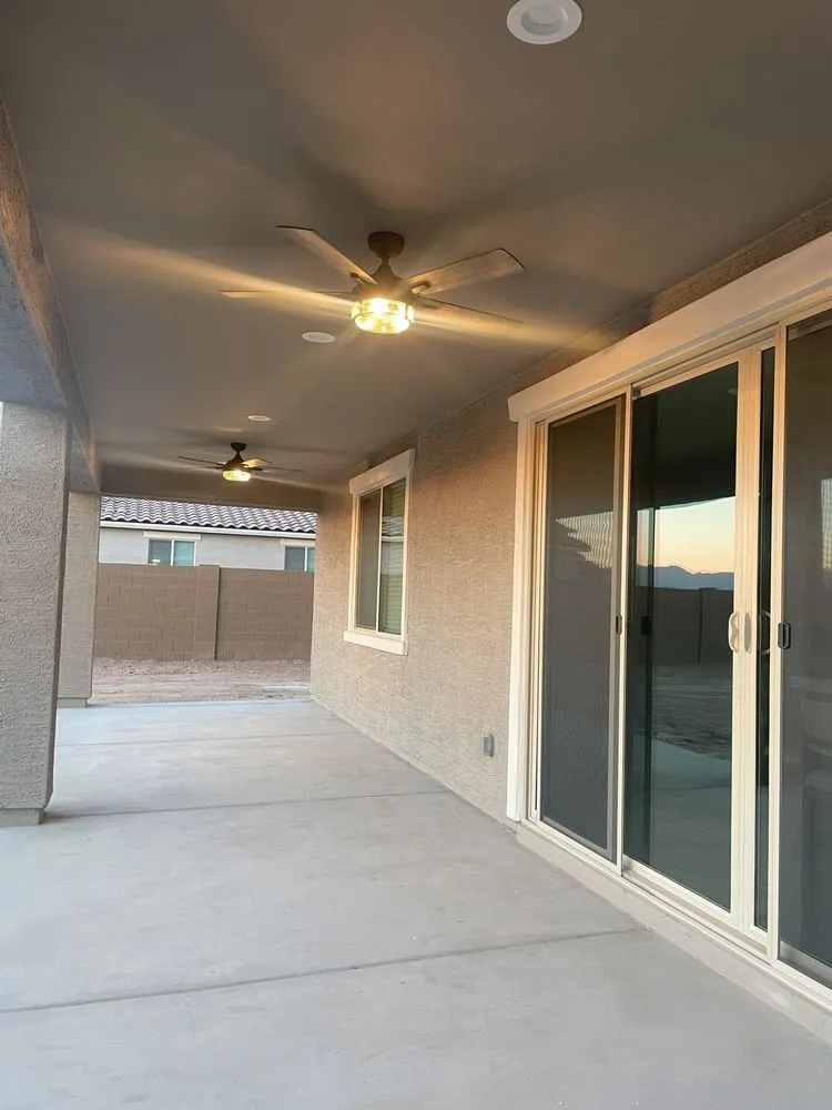 Slide of Zona Handyman Services