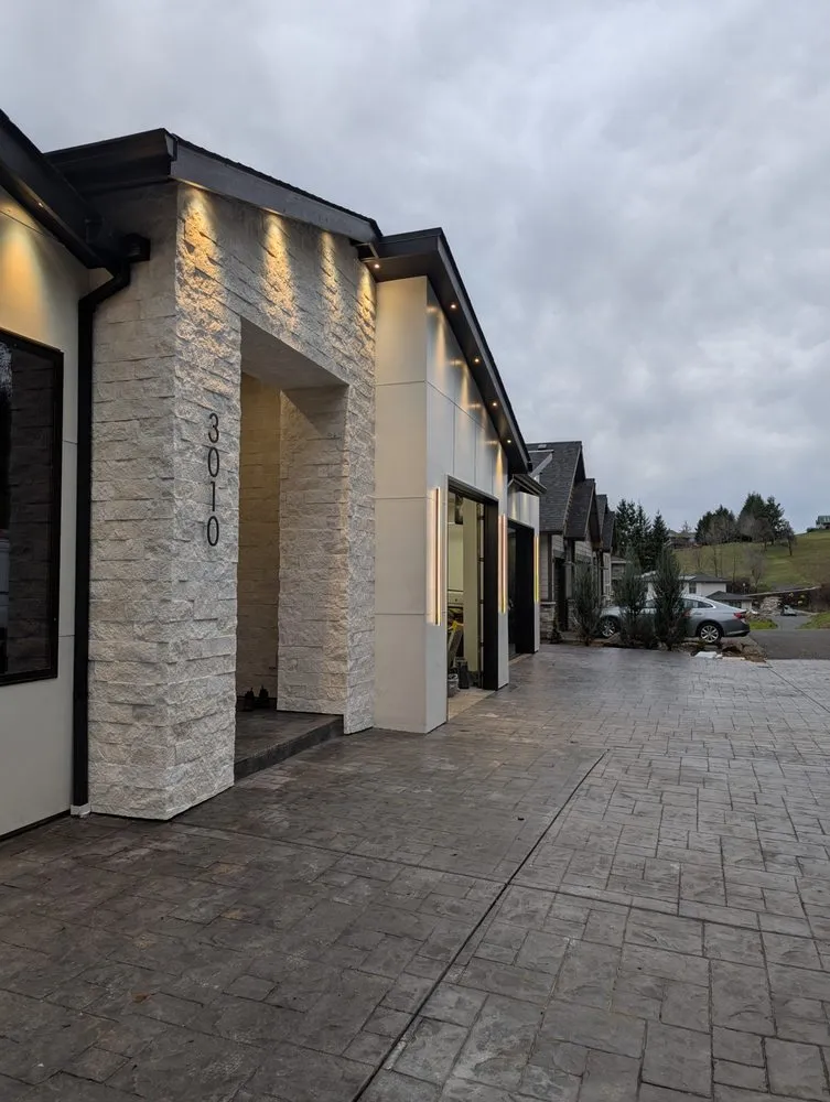 Slide of Zoom Electric