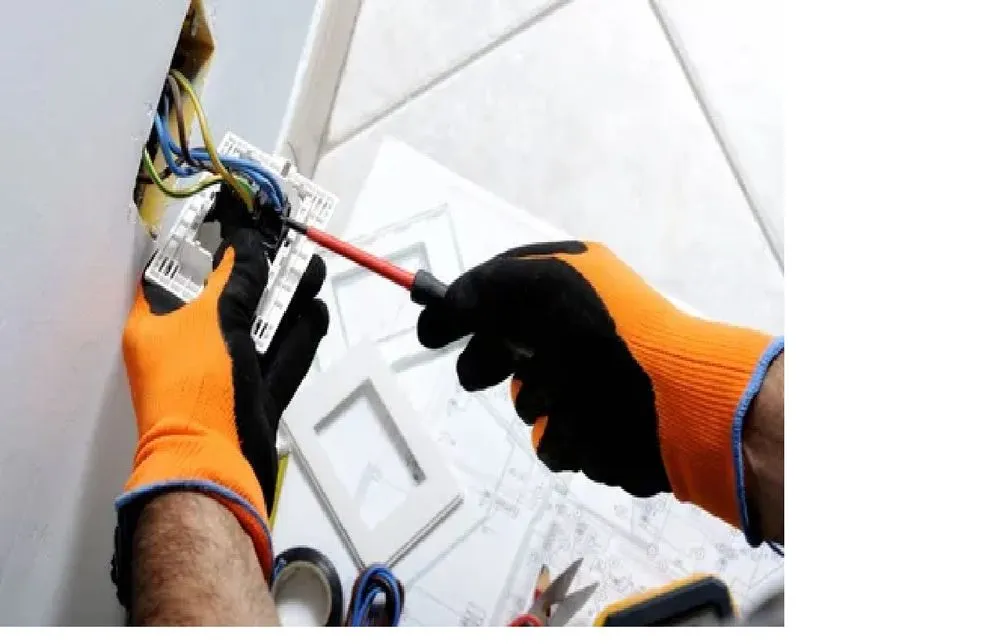 Slide of Zoom Electricians - Mission Canyon